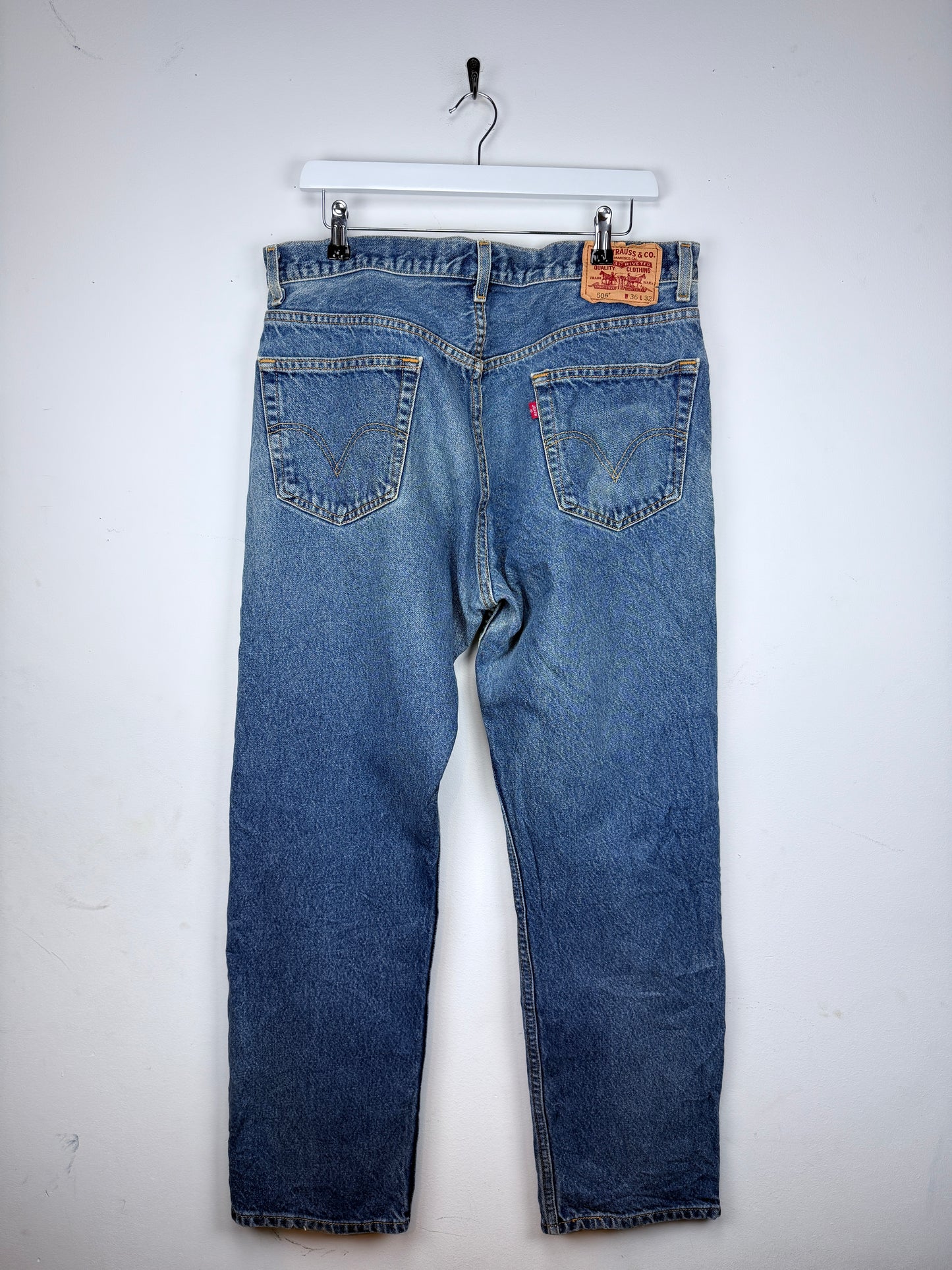 Vintage Levis Jeans - Regular Fit